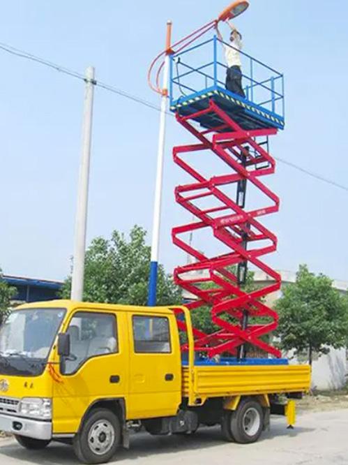 車載式高空作業(yè)平臺(tái)
